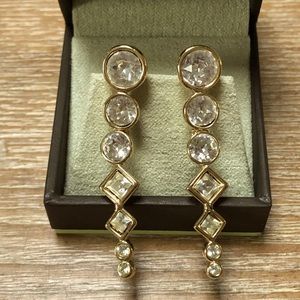 Trifari drop earrings & hair comb